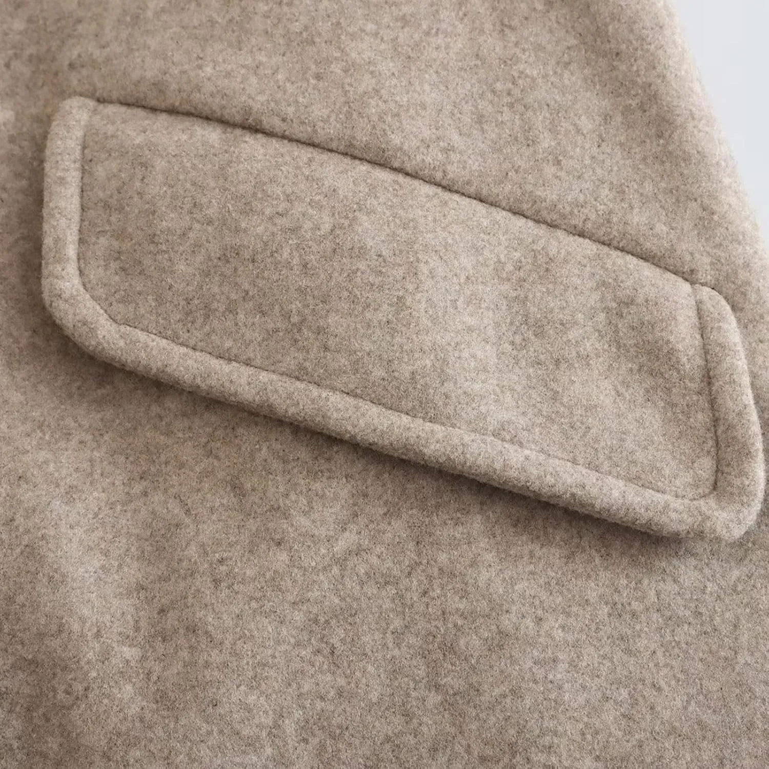 YRAETENM Wool Coats for Women Winter Warm Notch Lapel Double Breasted Trench Coats Oversized Mid-Length Overcoat Outwear